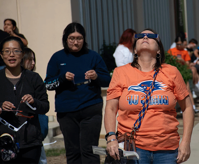 Students to enjoy up-close view of eclipse at <a href='http://crjv.ngskmc-eis.net'>在线博彩</a> Main Campus